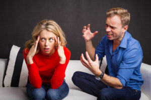 5 WAYS TO DETECT A DECEIVER IN A RELATIONSHIP